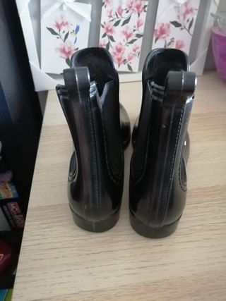 Botines de agua marca negros marca Mustang