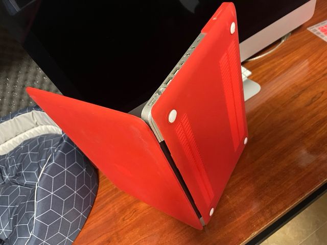 FUNDA MACBOOK ORIGINAL