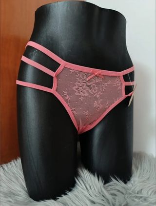 Tanga sexy.TALLA CON ETIQUETA 