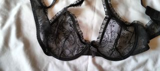 MUY REBAJADO.  SUJETADOR  Encaje ribeteado en tul