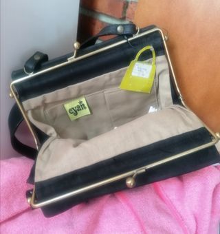 Bolso de hombro de piel negro