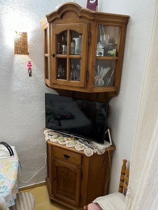 Armario esquinero para television y guardar menaje