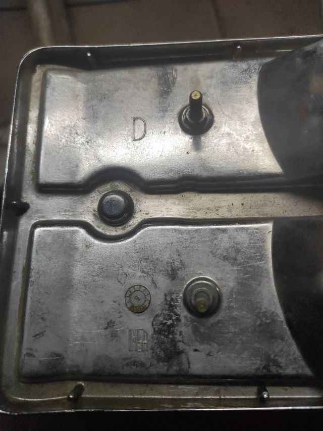 Seat 124 tulipas y soporte Derecho