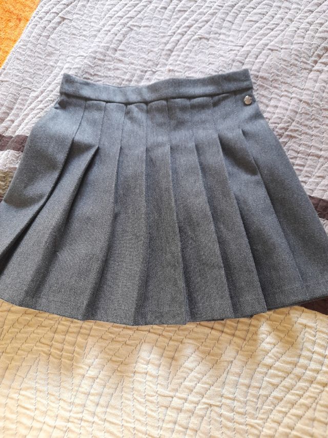 Falda corta