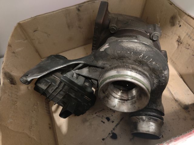 Turbo BMW 325D E90 2009