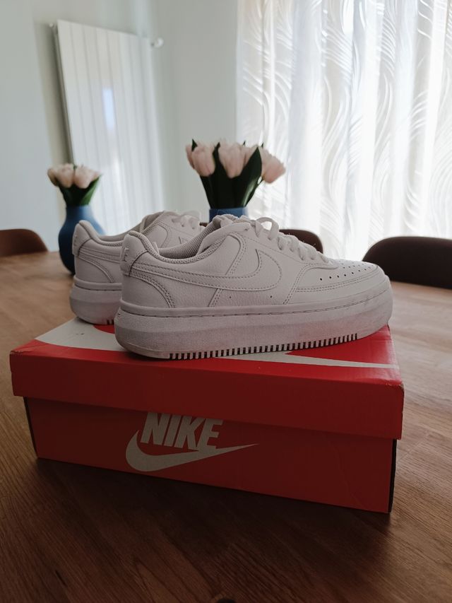 Nike Court Vision Alta