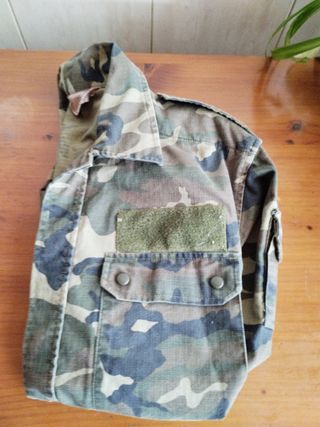 chispita militar talla 3 N entre 46 y 48 