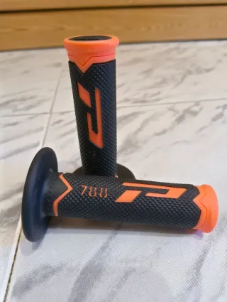 Puños bicompuesto progrip 788