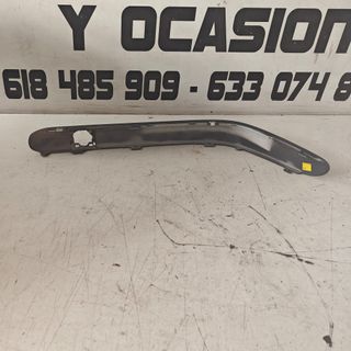 MOLDURA PARACHOQUE DELANTERO DERECHO MERCEDES