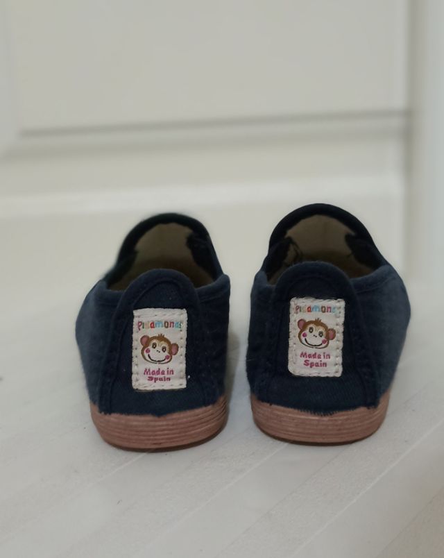 Zapatos tipo kung-fu Pisamonas