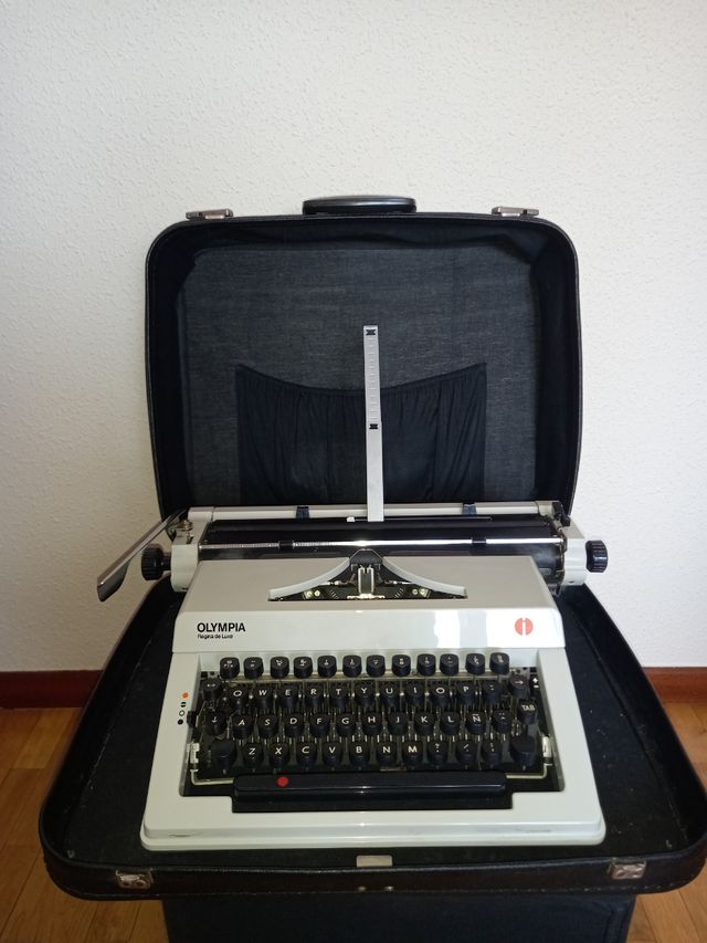 Maquina de Escribir Olimpia