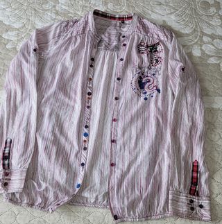 Camisa Desigual de mujer. Talla M