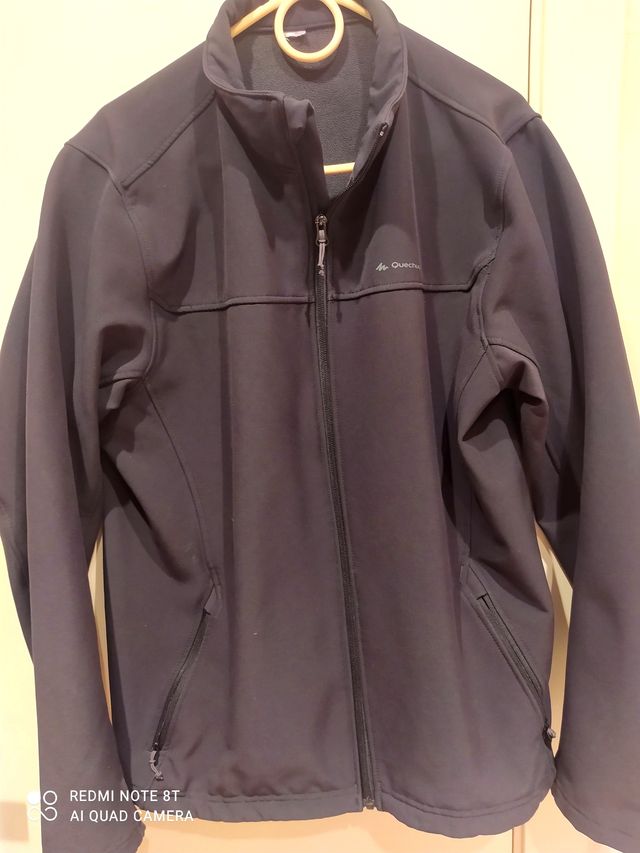 CHAQUETA QUECHUA TALLA L EXC ESTADO