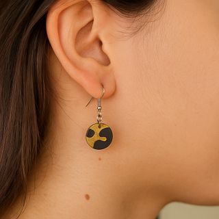 Pendientes artesanales pequeños