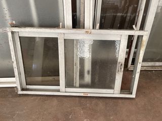 Ventanas con puerta aluminio 