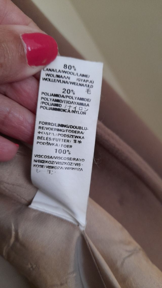 Abrigo beige largo de lana