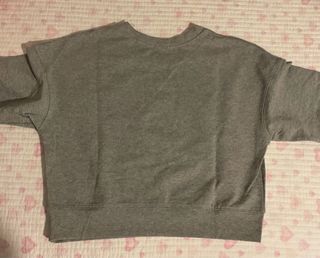 Sudadera corta gris niña