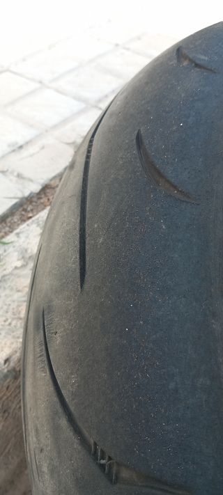 Llantas con neumático cbr 1000 rr 2010