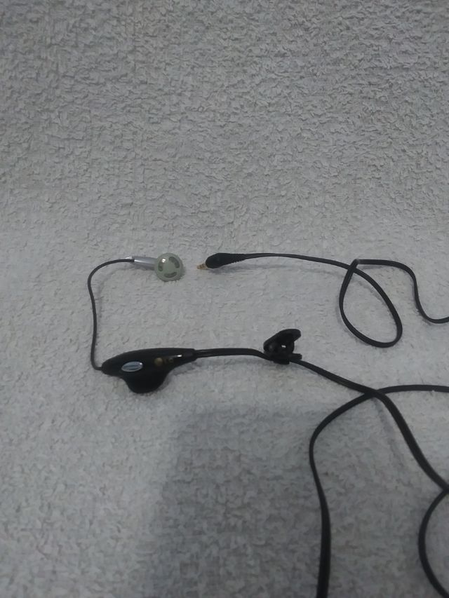 Auricular lg