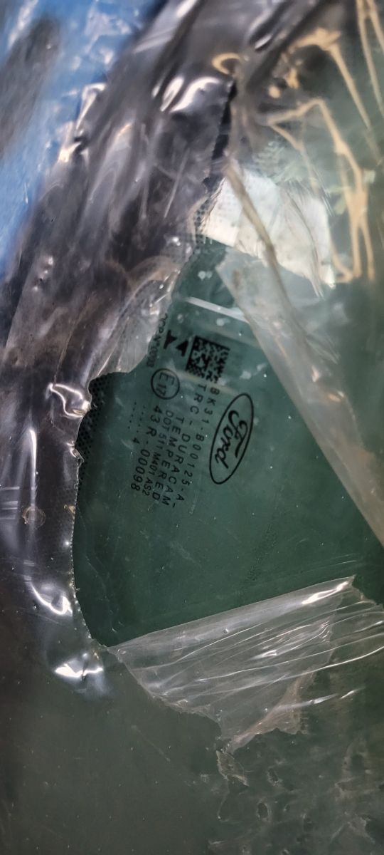 Cristales Ford transit custon