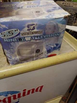 Radio y mini televisión