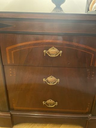 DUE COMODINI IN LEGNO