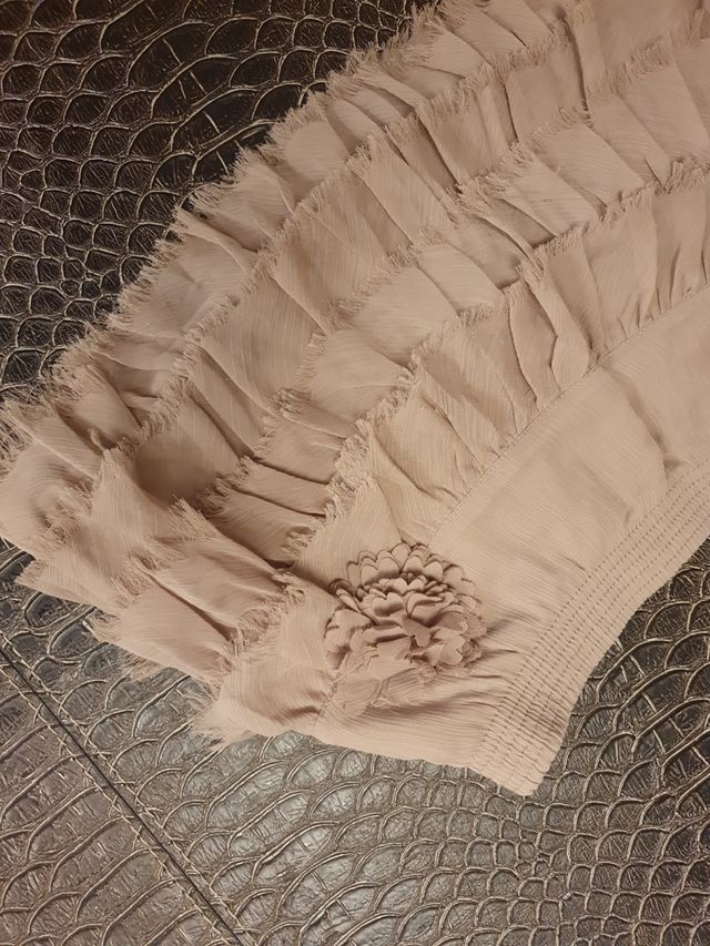 Faldita de Zara niña de 9 a 10 años