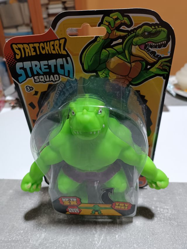 Dino stretches, T-Rex verde