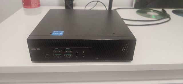 Mini PC Asus PB62