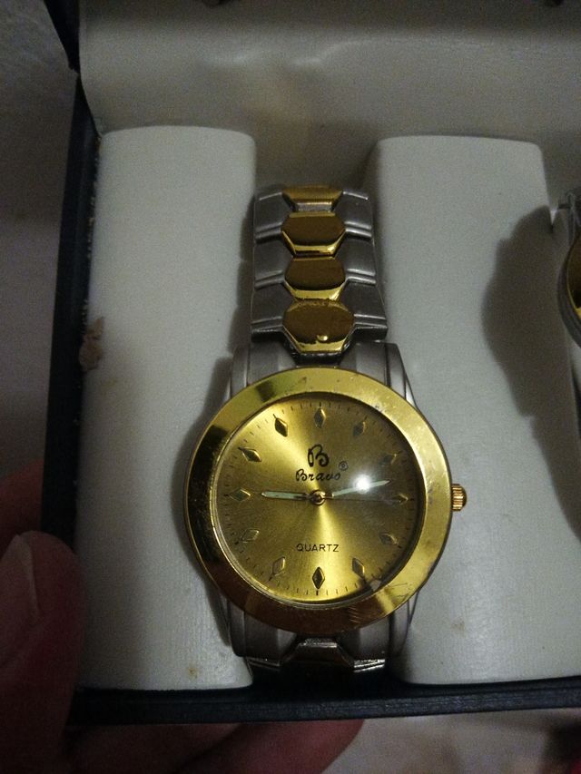 Pareja de Relojes bravo 