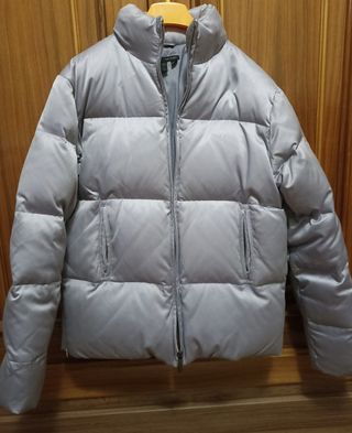 Chaqueta plumas Zara lila Talla L