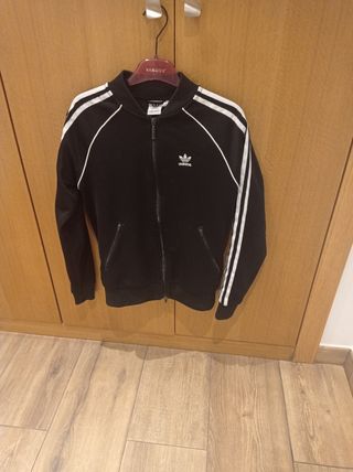 Chaqueta adidas