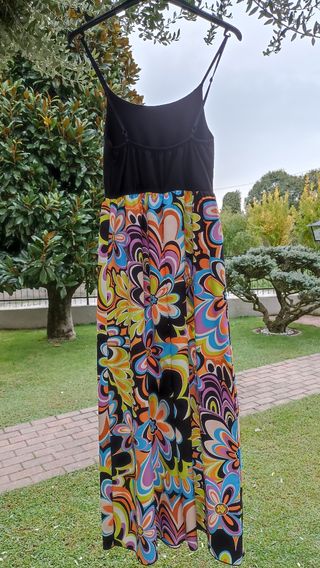 Vestito con gonna floreale