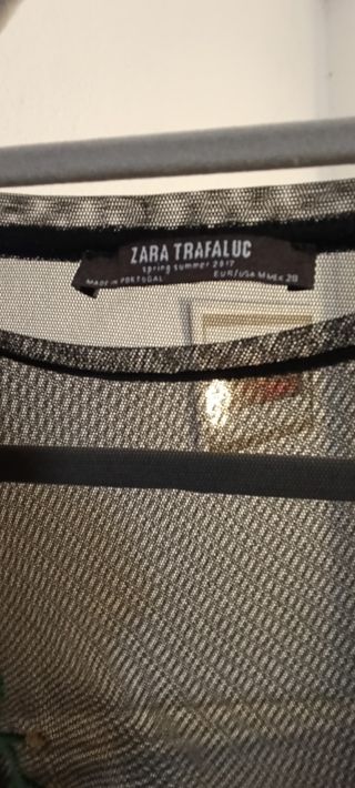 Camisetas de gasa . Zara 