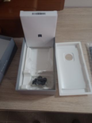 Sony Xperia XZ2 