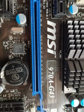 Placa base + procesador+ 16 gb de RAM
