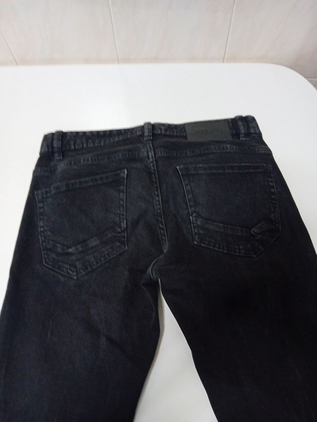 Pantalón vaquero chico