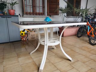 Tavolo da esterno