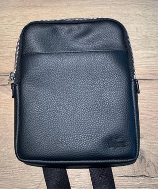 Lacoste flat crossover bag