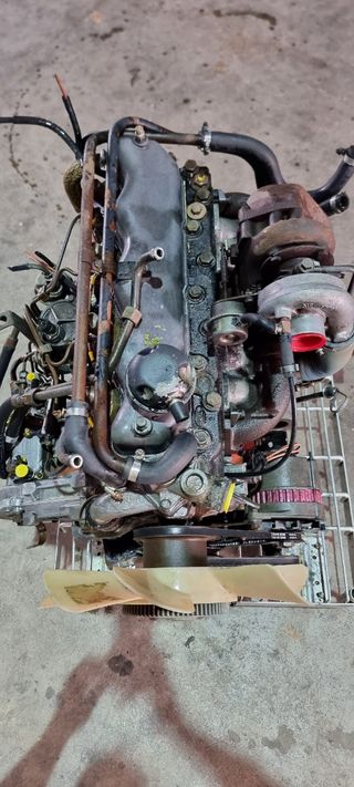 Motor inglés land rover predefender tithonus