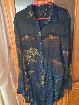 Blusa camisa Desigual S