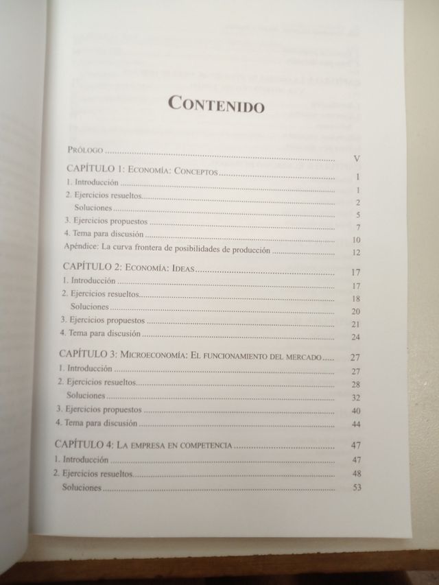Economía. Ejercicios, problemas y casos.
