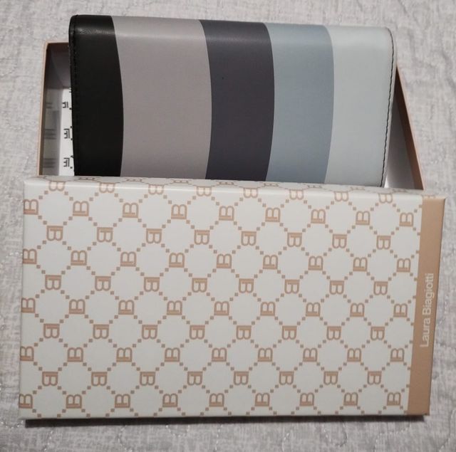 Portafoglio donna Laura Biagiotti