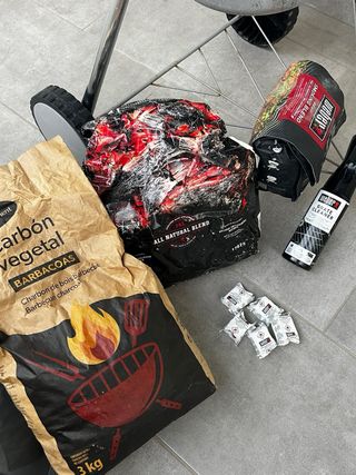 Barbacoa WEBER de Carbon 