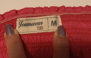 Top fucsia senza bretelle