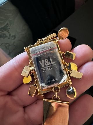 Reloj nuevo a estrenar V & L original
