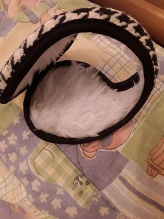 Orejeras y guantes nuevos,gorra invierno color gri