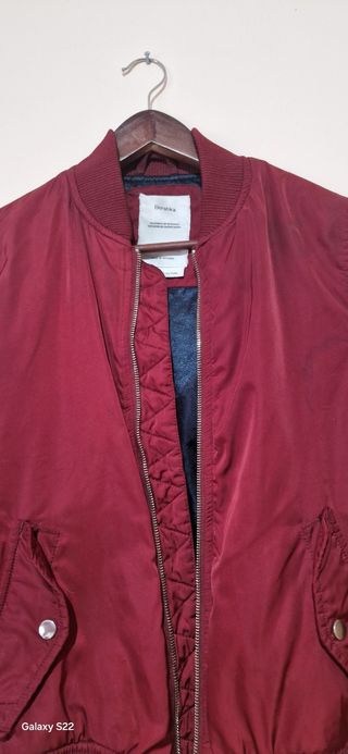Chaqueta tipo bomber burdeos 