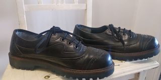 Zapatos piel negros hinvierno