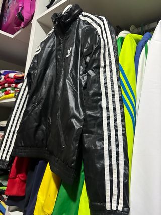 sudaderas adidas originals retro tela brillo    